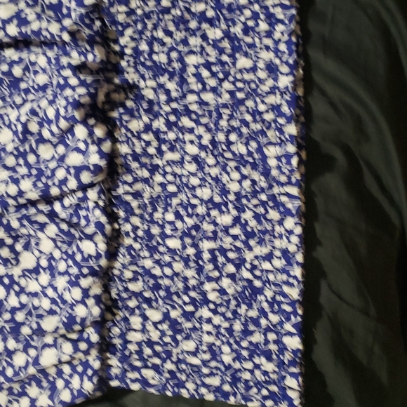 Sienna Sky floral blue extra small shirt - Picture 3 of 4